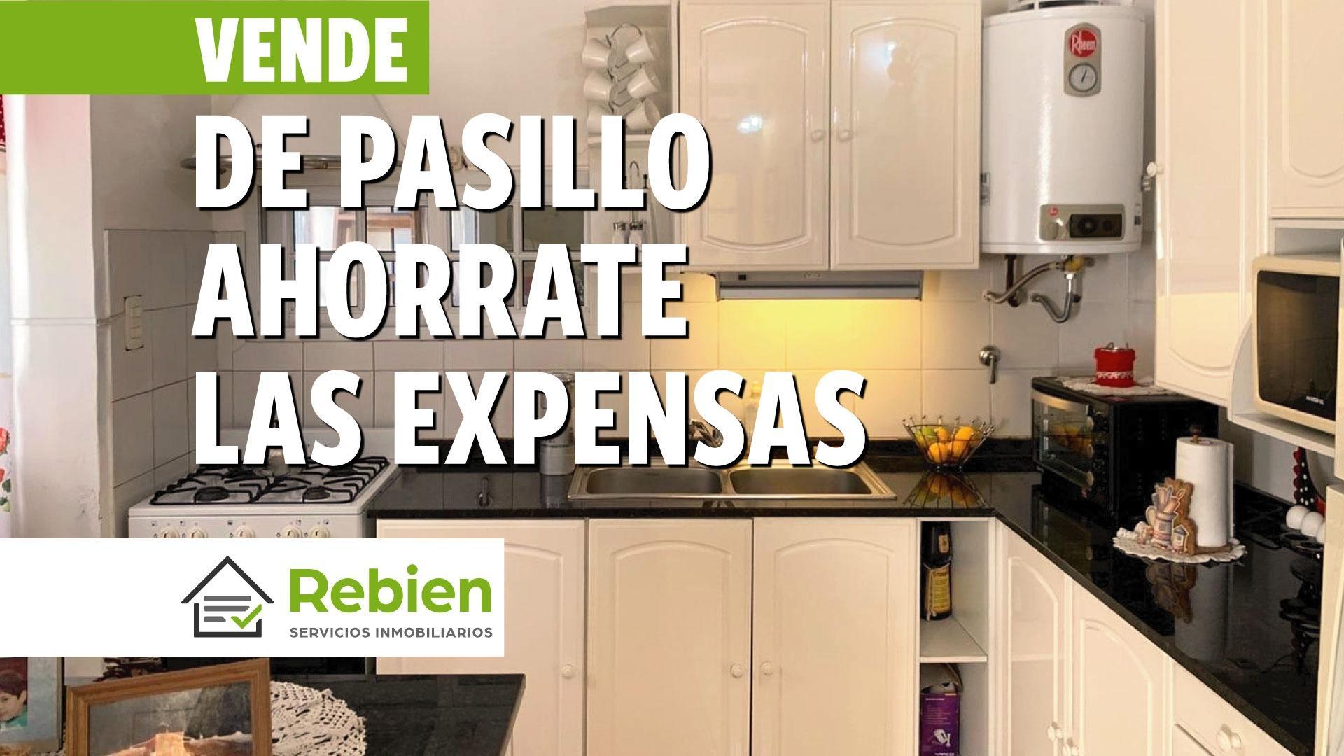 Venta Departamento de pasillo de dos dormitorios en Alberdi.