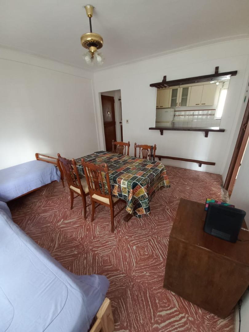 Av. Independencia 3800