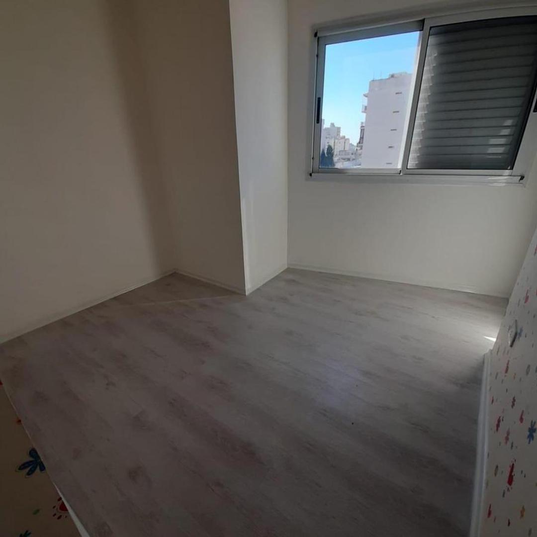 Departamento en venta. Lanús.
