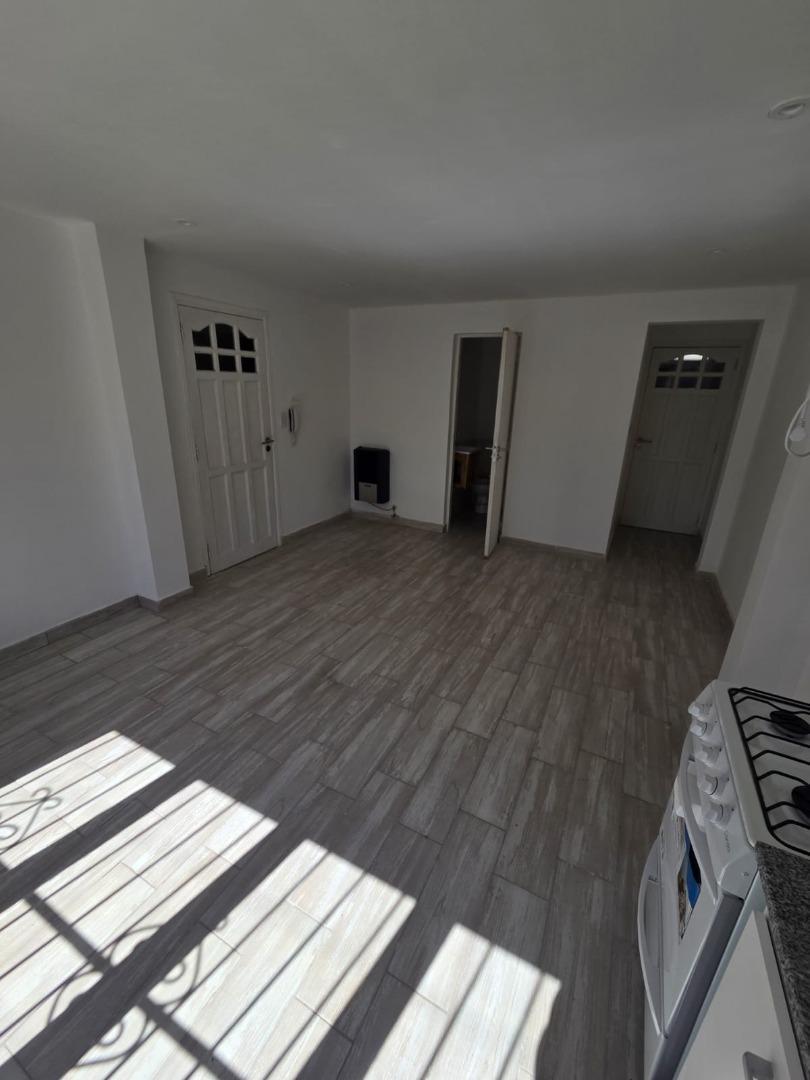 Depto Tipo Casa en Venta de Monoambiente