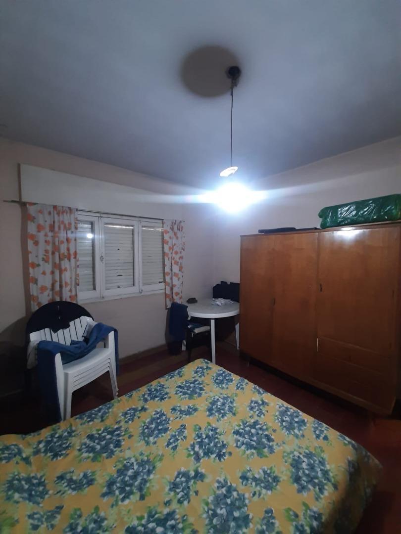Casa en Venta con 4 cocheras