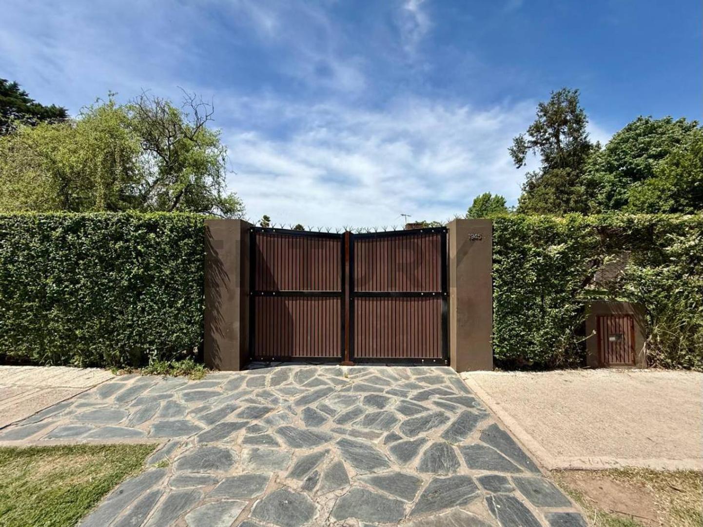 Casa en Venta en Benavidez, USD 180.000