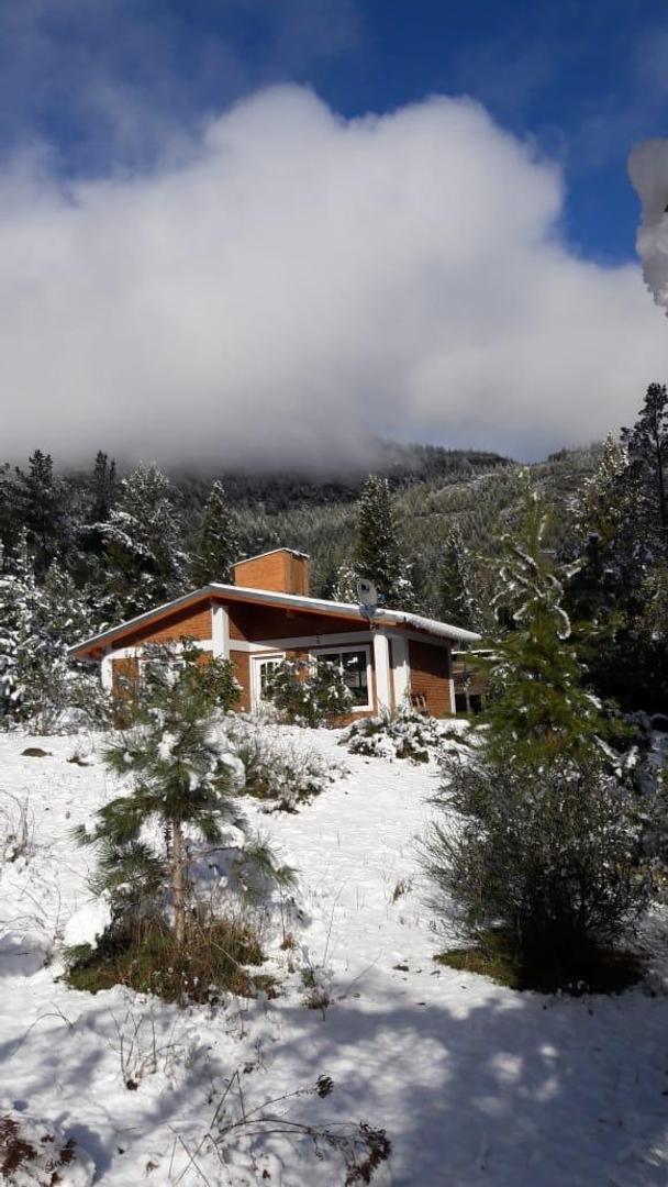 Exclusiva chacra en Ruta 40 – 7,5 Has con costa de arroyo