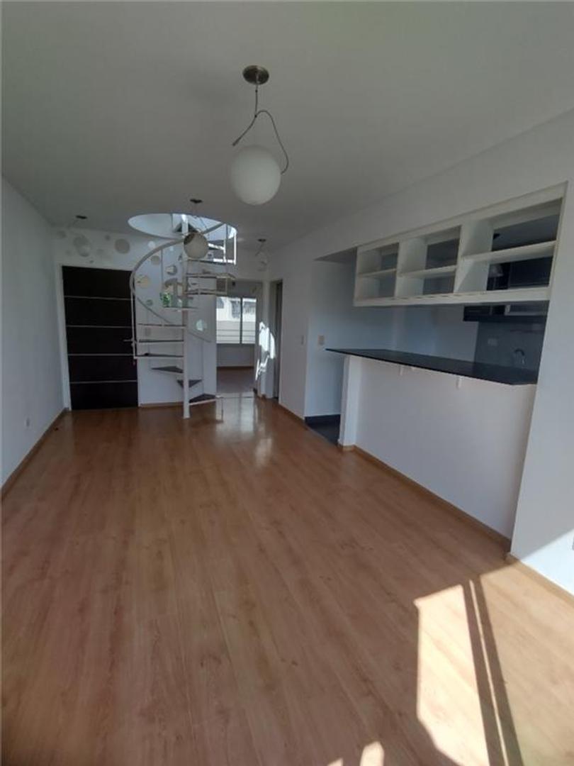 Departamento en Venta con 2 cocheras