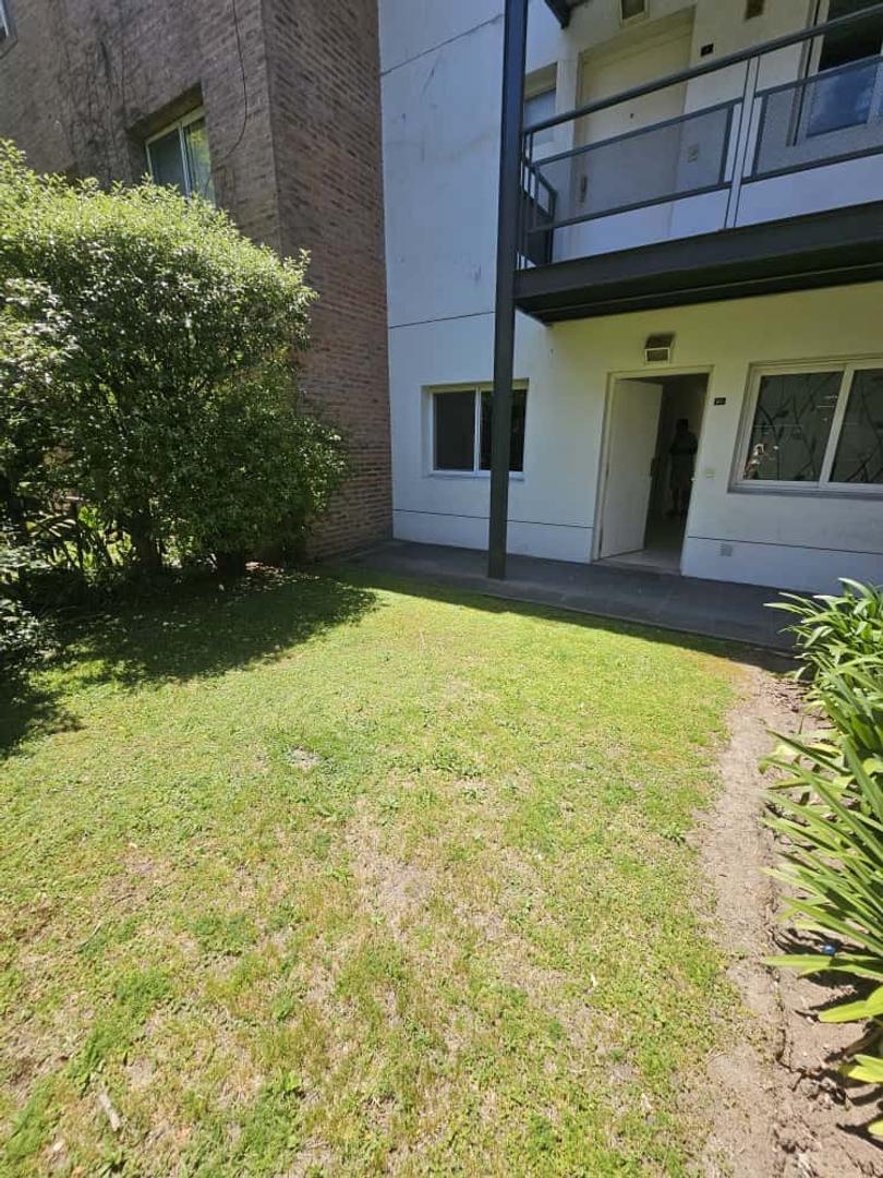 Departamento 3 ambientes en Las Mercedes - Champagnat