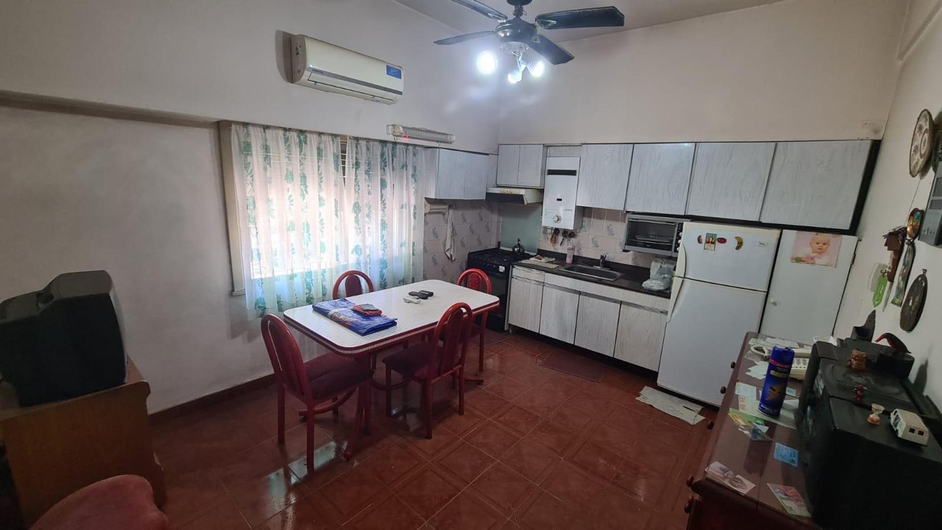 Casa en Venta en Villa Ballester, USD 130.000