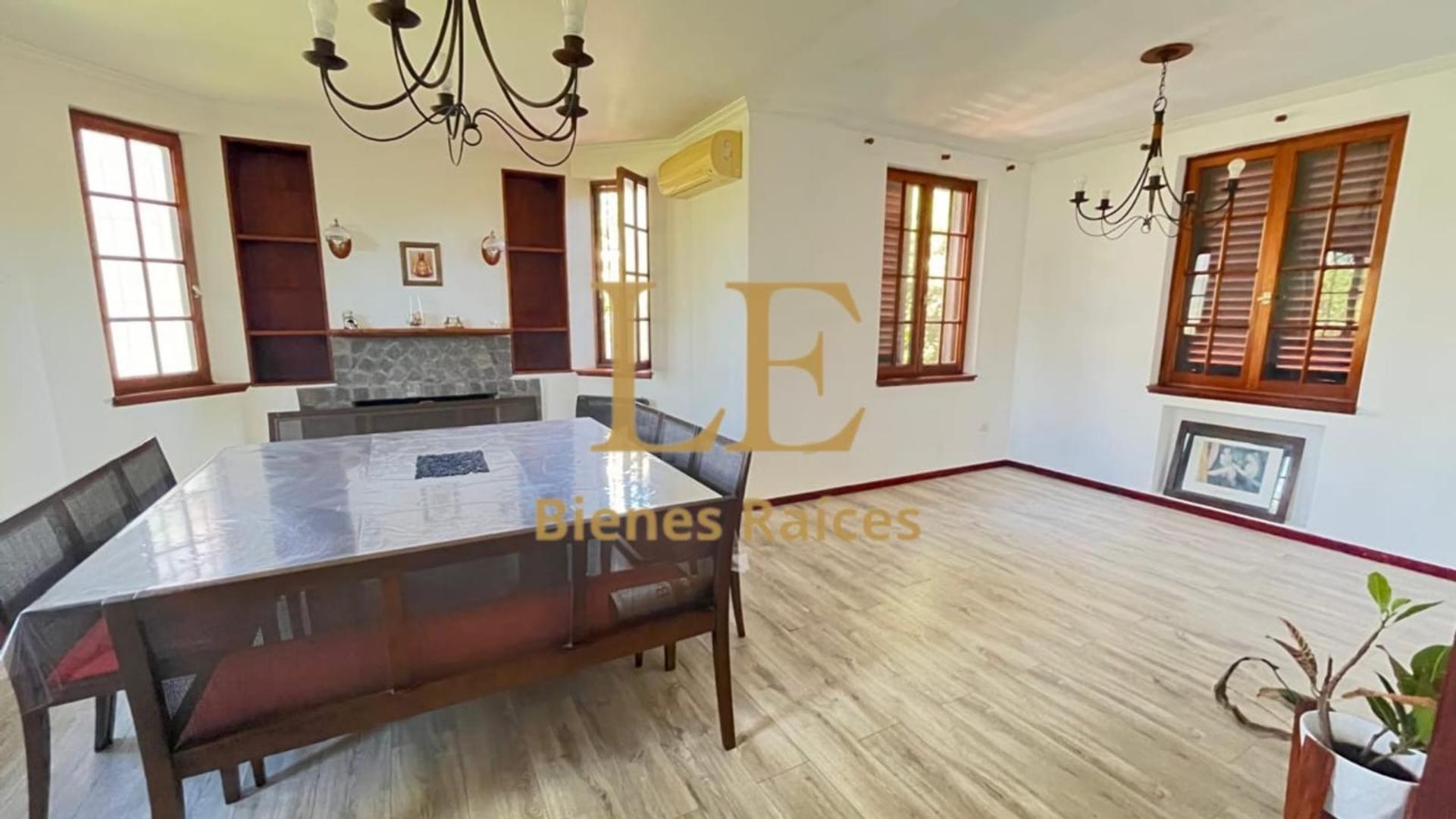 Casa en Venta al Noreste