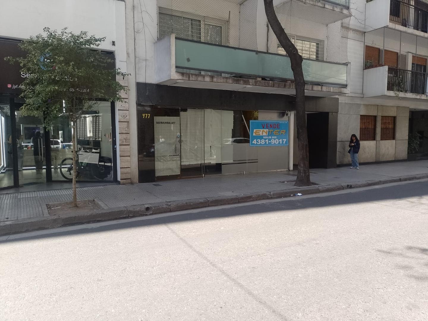 VENTA LOCAL CENTRO RIOBAMBA 400