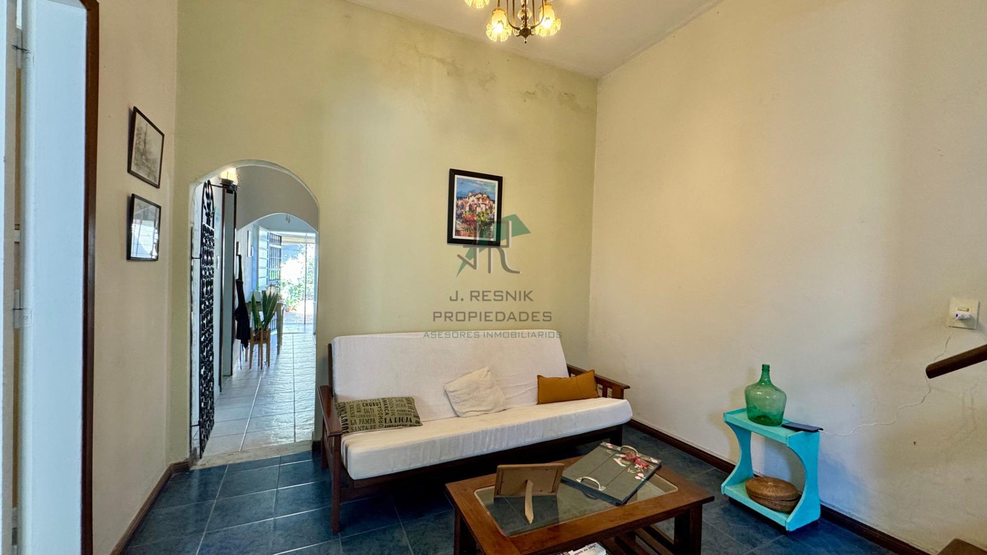 Depto Tipo Casa 4 ambientes con 1 baño