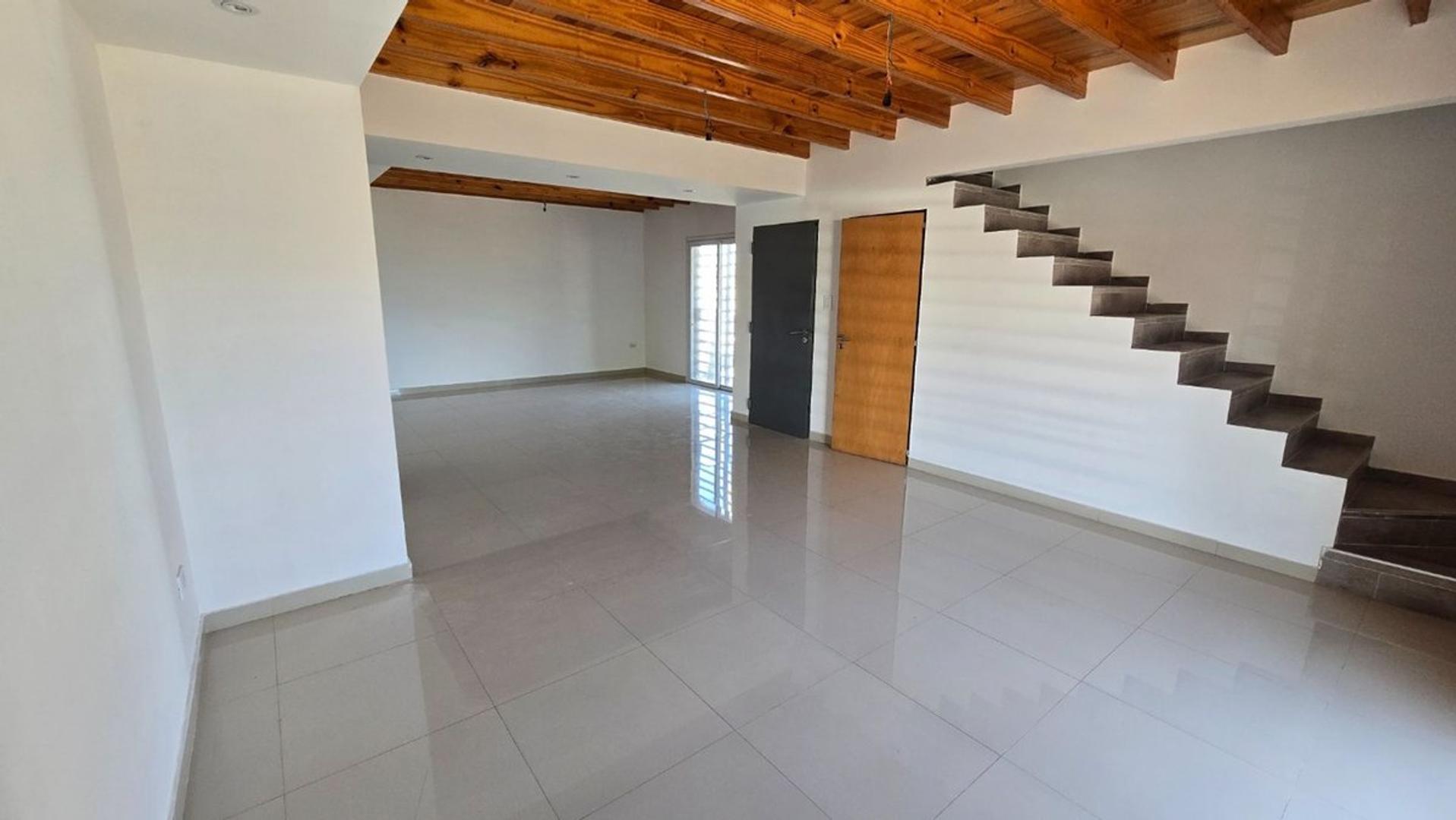 Departamento en Alquiler de 3 ambientes