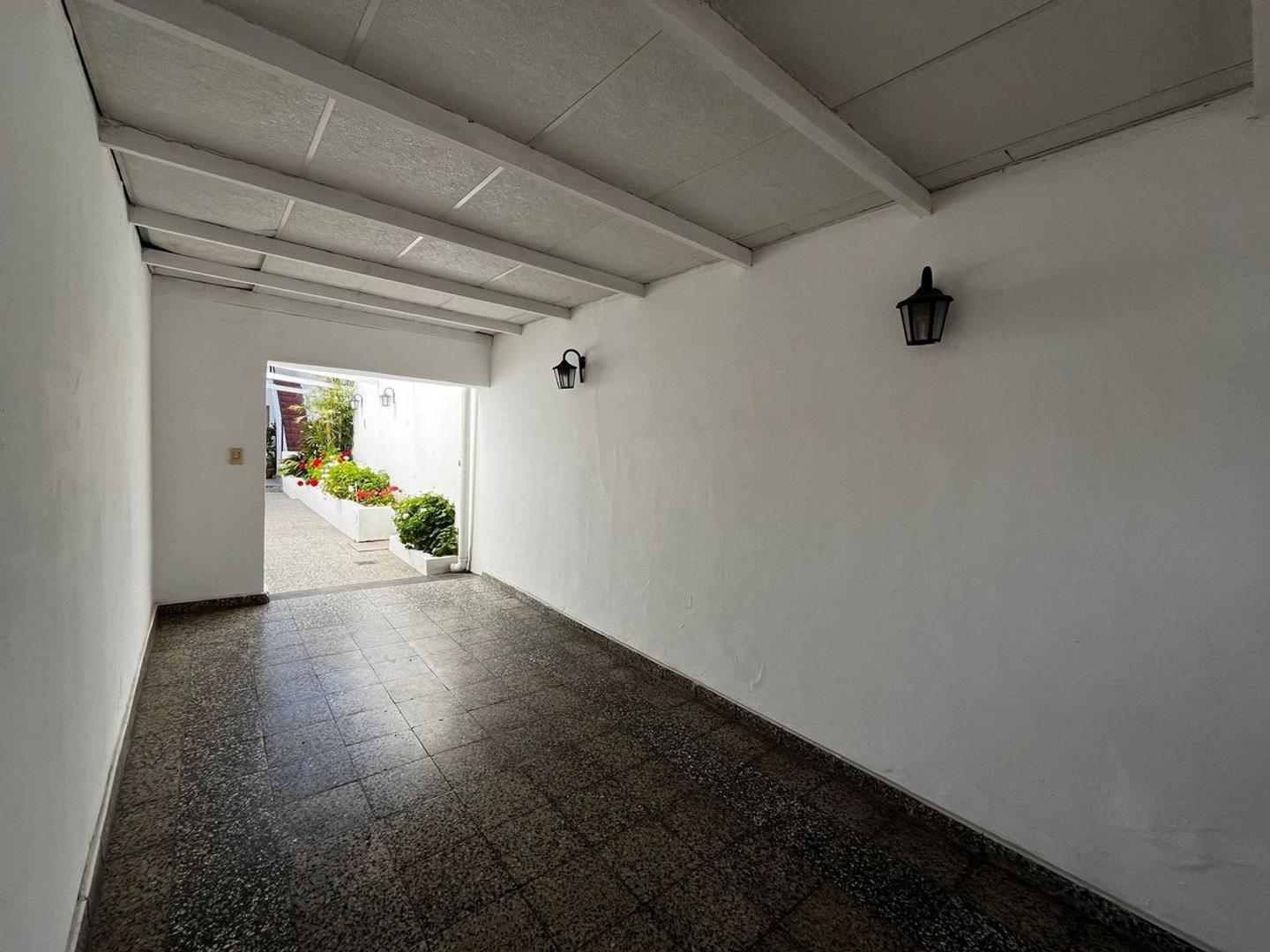 Casa en Venta en San Nicolas De Los Arroyos, USD 95.000