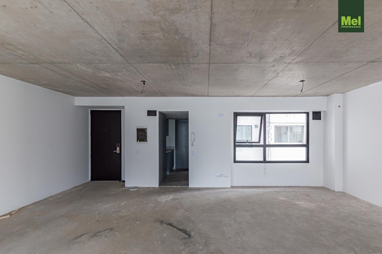 Oficina amplia, distribución flexible