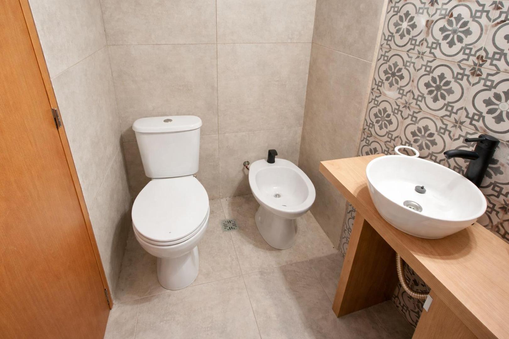 Depto Tipo Casa en Venta al Este