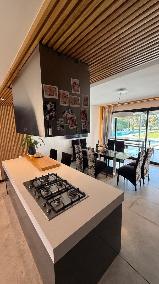 Casa en Venta al Este