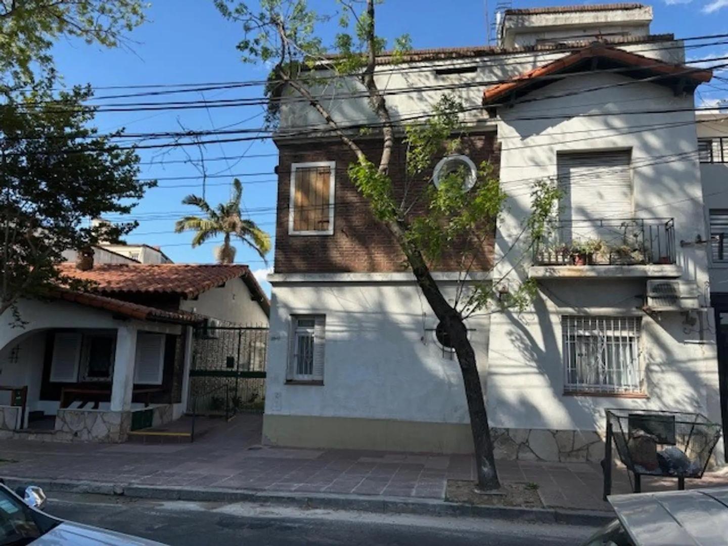 DEPTO EN DUPLEX CON TERRAZA - METROS AVENIDA