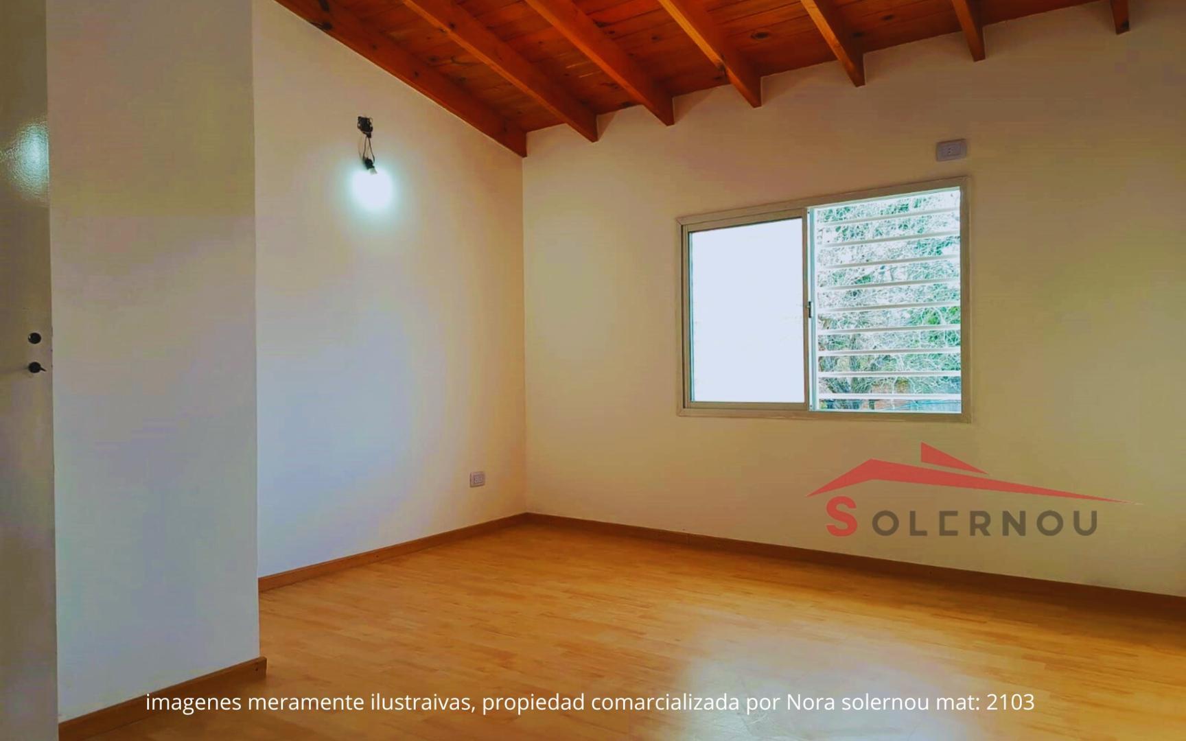 Casa en Venta con 1 cochera