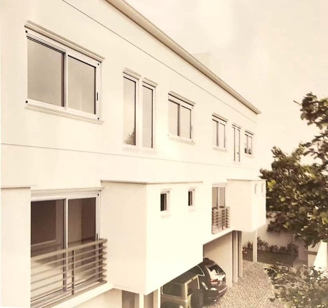 Depto Tipo Casa en Venta de 3 ambientes