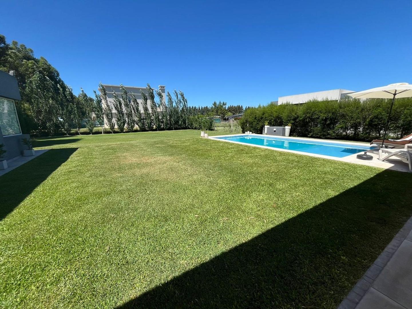 CASA EN VENTA EN HARAS DEL SUR 2