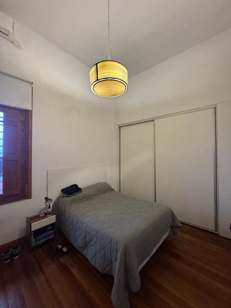 Casa 2 ambientes con 1 baño