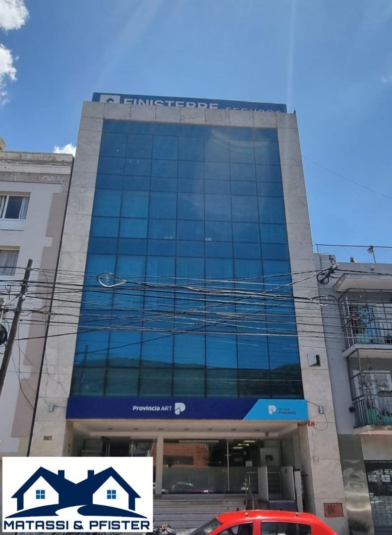 Oficina Monoambiente con 2 baños