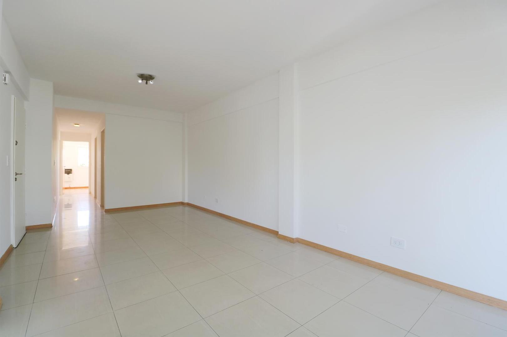 Gabriela Mistral al 2700