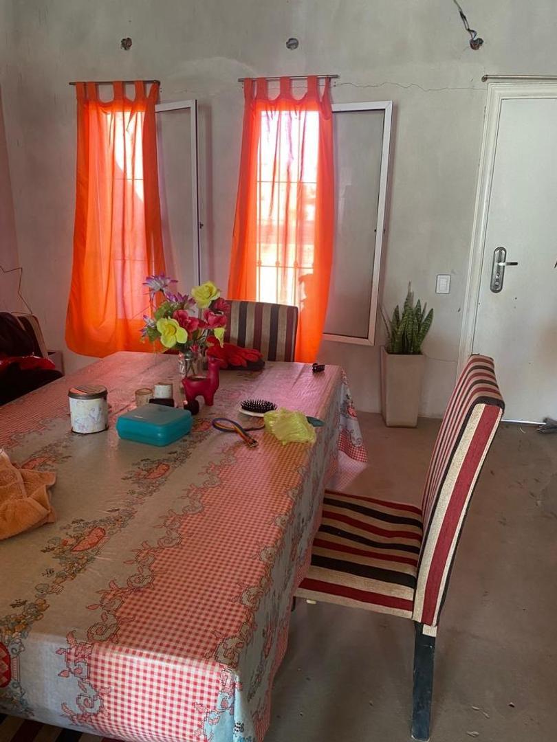 Casa en venta Malvinas 2215 La Reja