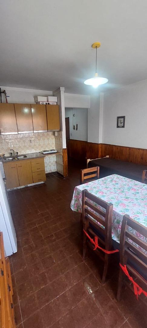 Sarmiento 95 , Piso 1