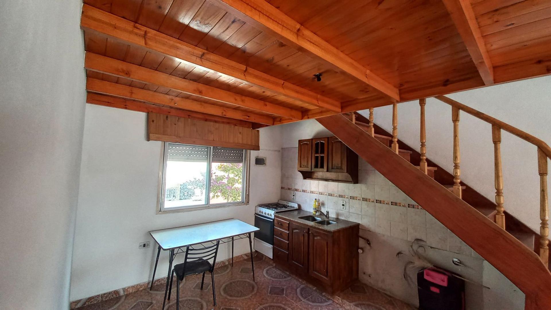 Fernandez al 1600 PA