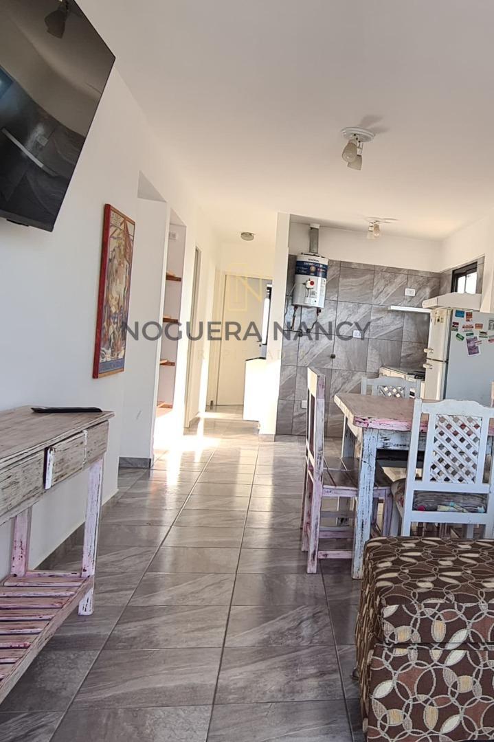 San Juan 2542 , Piso 8