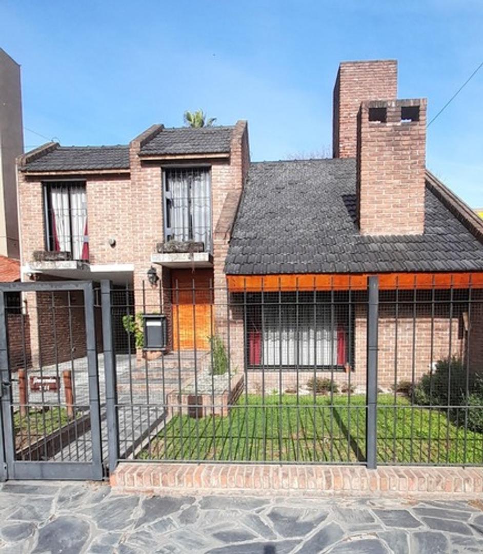 Hermoso Chalet en Moreno