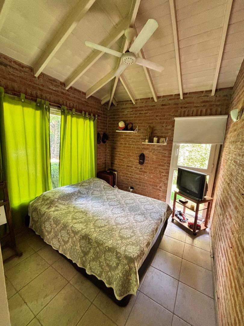 Casa 5 ambientes con 4 baños