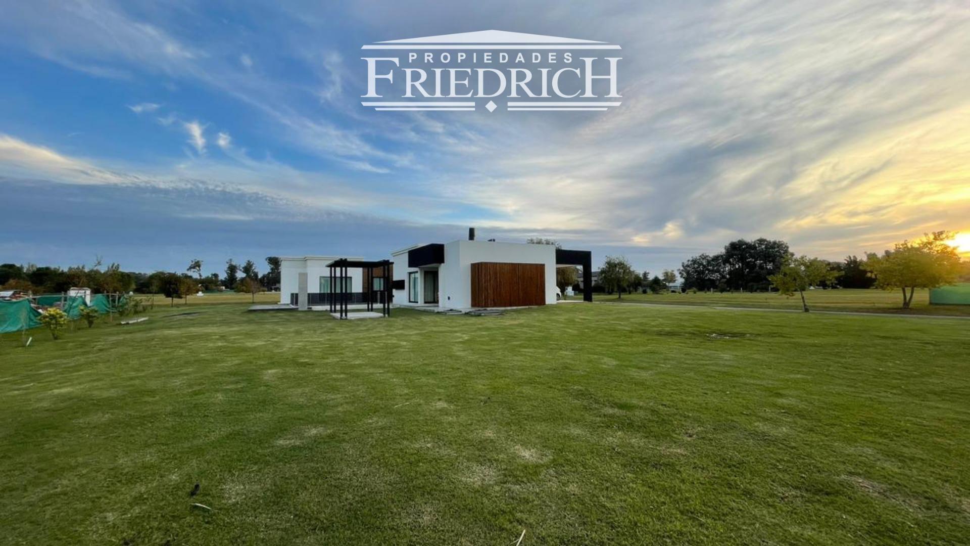 Everlinks Golf & Country Club