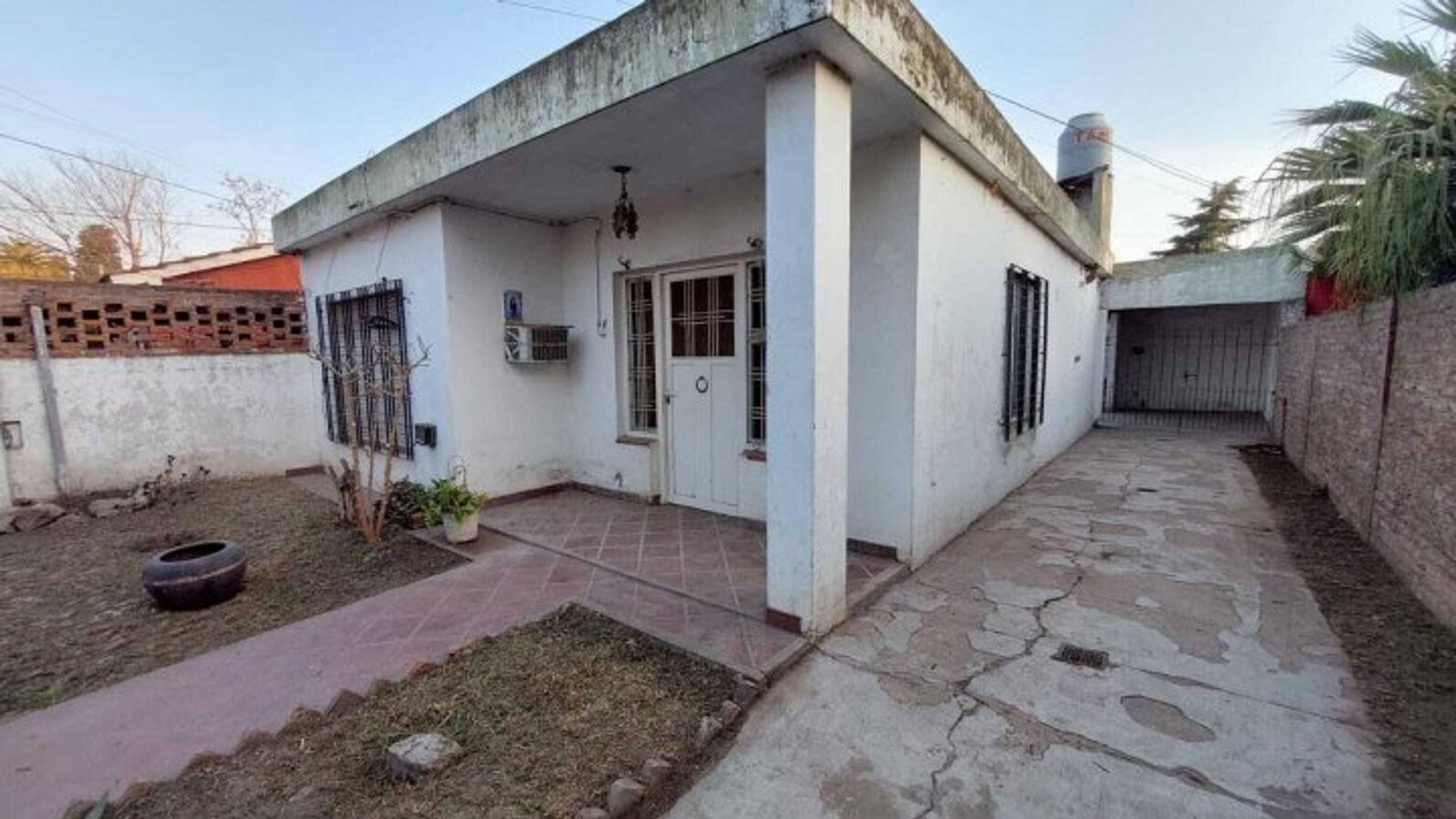 Casa  En Venta En Libertad, Merlo, G.b.a. Zona Oeste