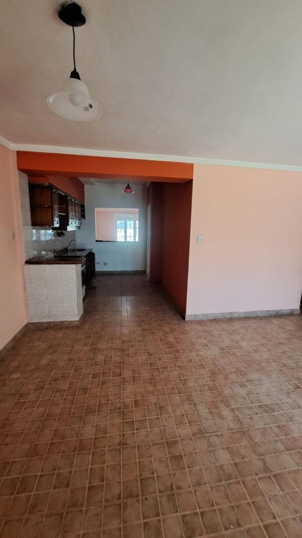 Casa en Alquiler en Ituzaingo Norte, $ 1.300.000