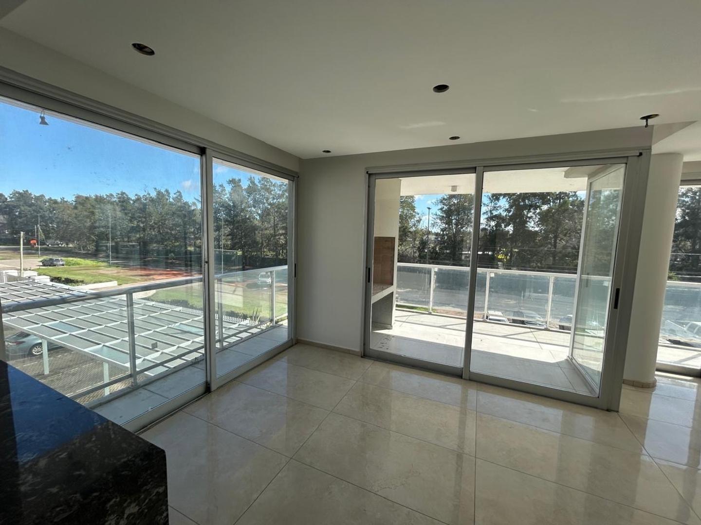 Departamento en Alquiler de 3 dormitorios