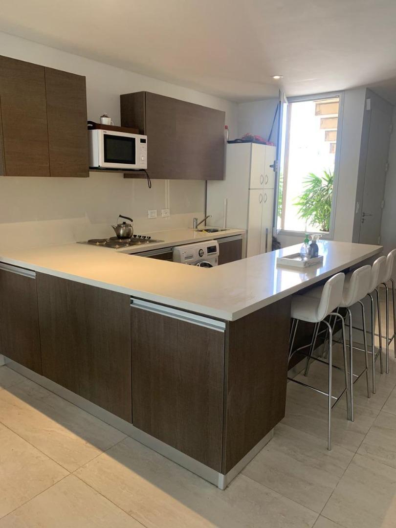 Departamento 4 ambientes con 3 baños