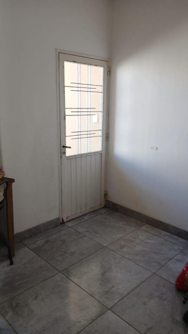 Depto Tipo Casa en Venta en Haedo, USD 85.000