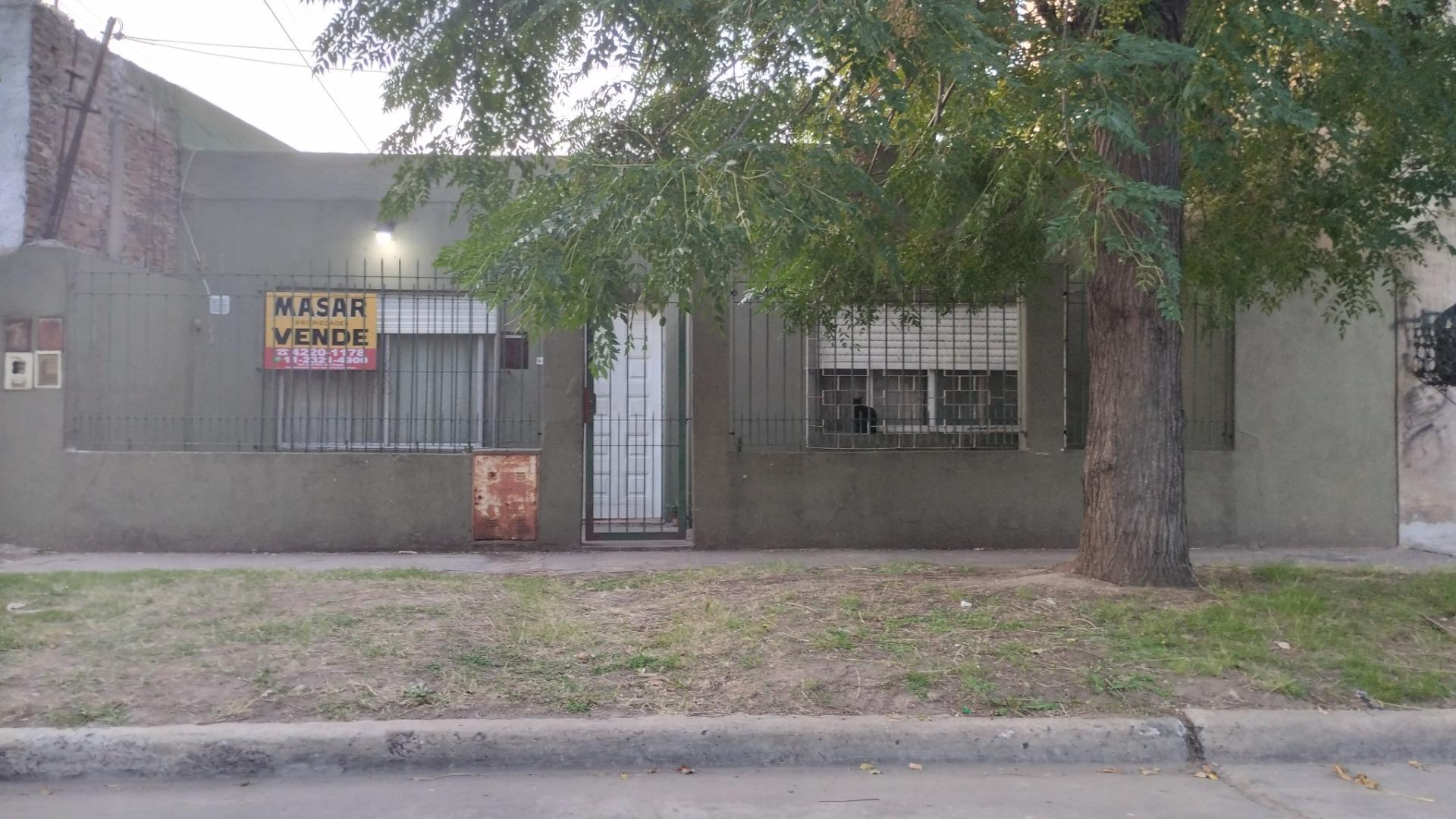 CASA EN VENTA DE MATERIAL BUENA ZONA