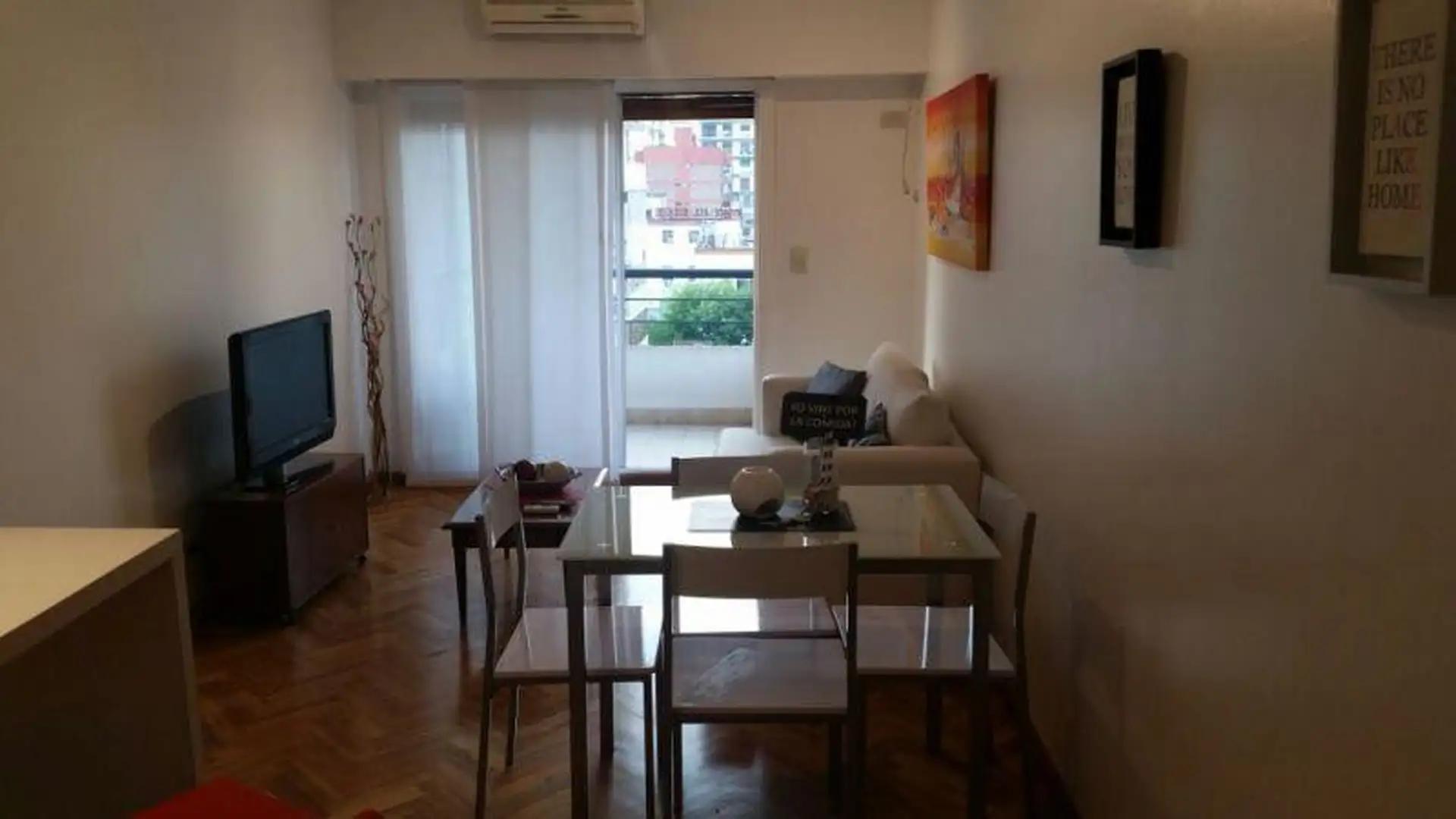 Roosevelt 2300, Piso 6