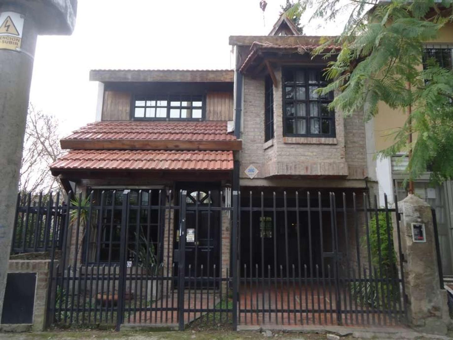 CASA EN VENTA