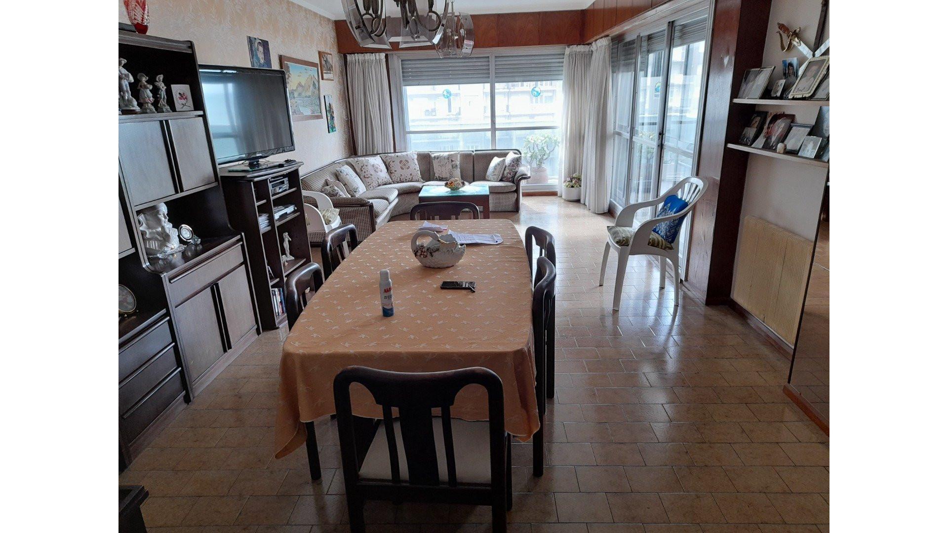 Departamento en Venta en La Perla Norte, USD 220.000