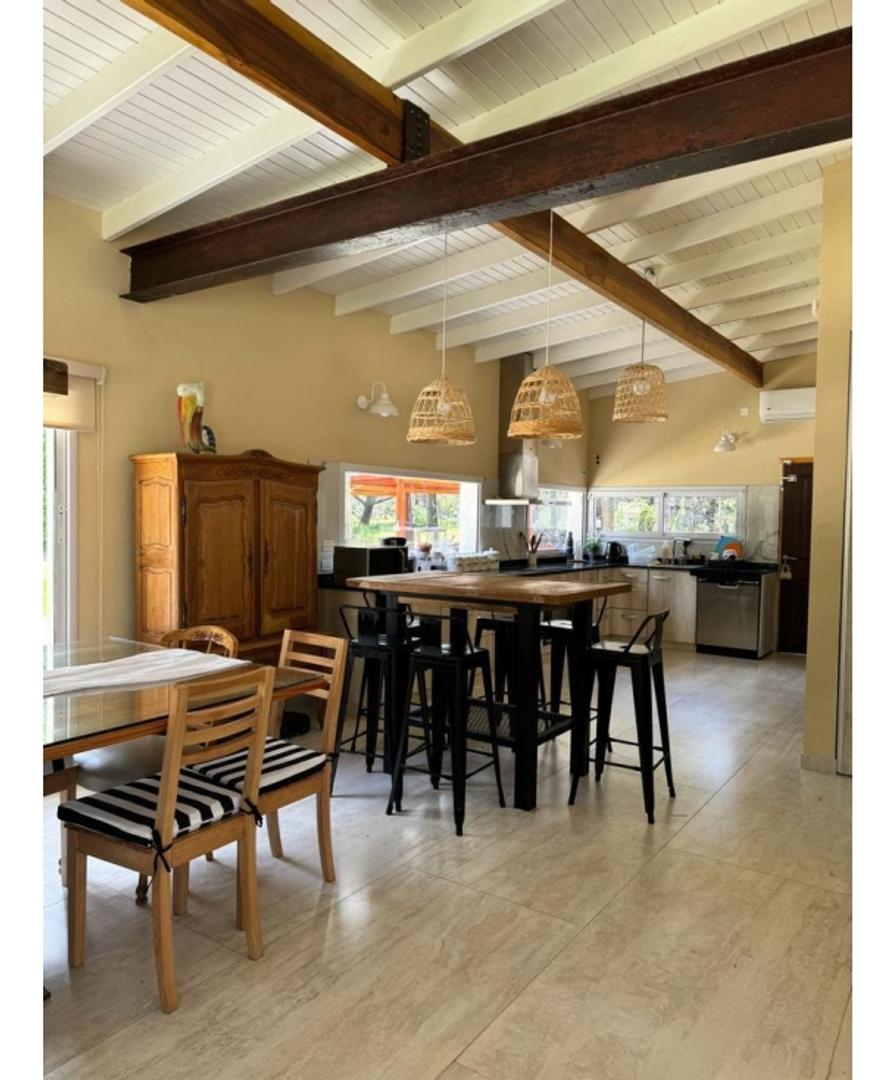 Casa Monoambiente con 3 baños