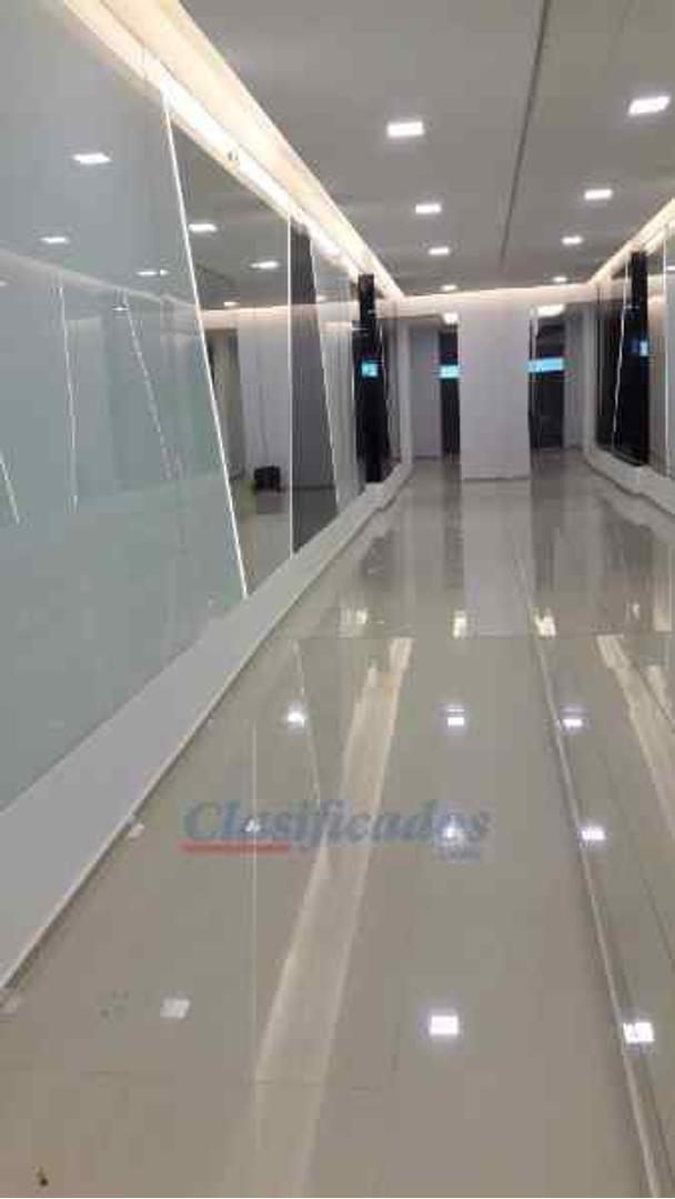 Av. Colon 168 , Piso 3