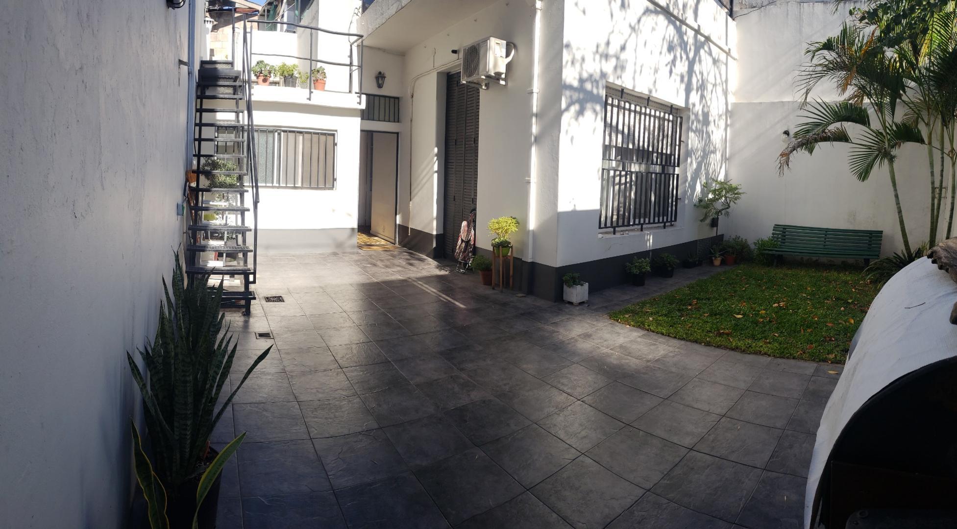 Monaco 4500, Piso PB