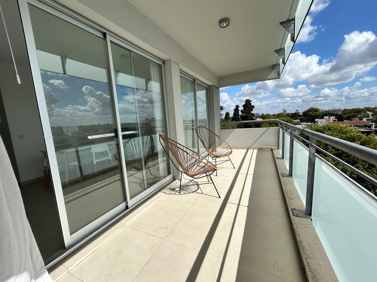 Departamento en Alquiler con 1 cocheras