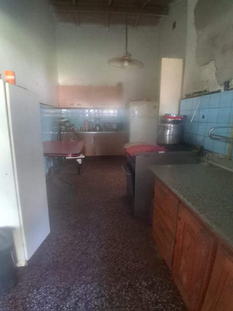 EXCELENTE PROPIEDAD EN ITUZAINGO NORTE, 410 MTS DE TERRENO