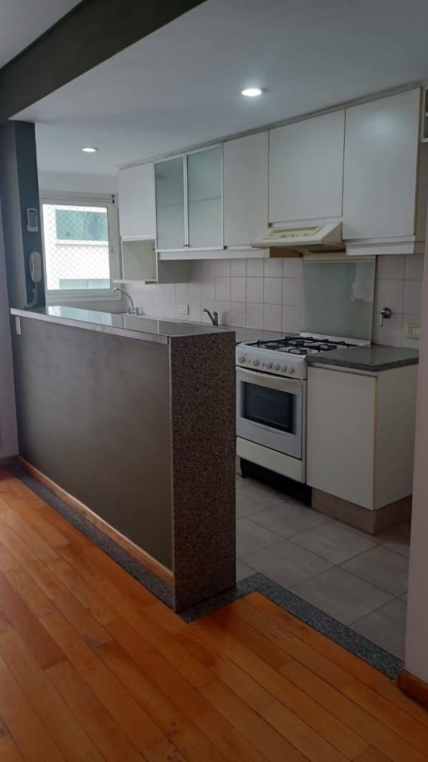 Departamento de 2 dormitorios en alquiler | Corrientes 920 |