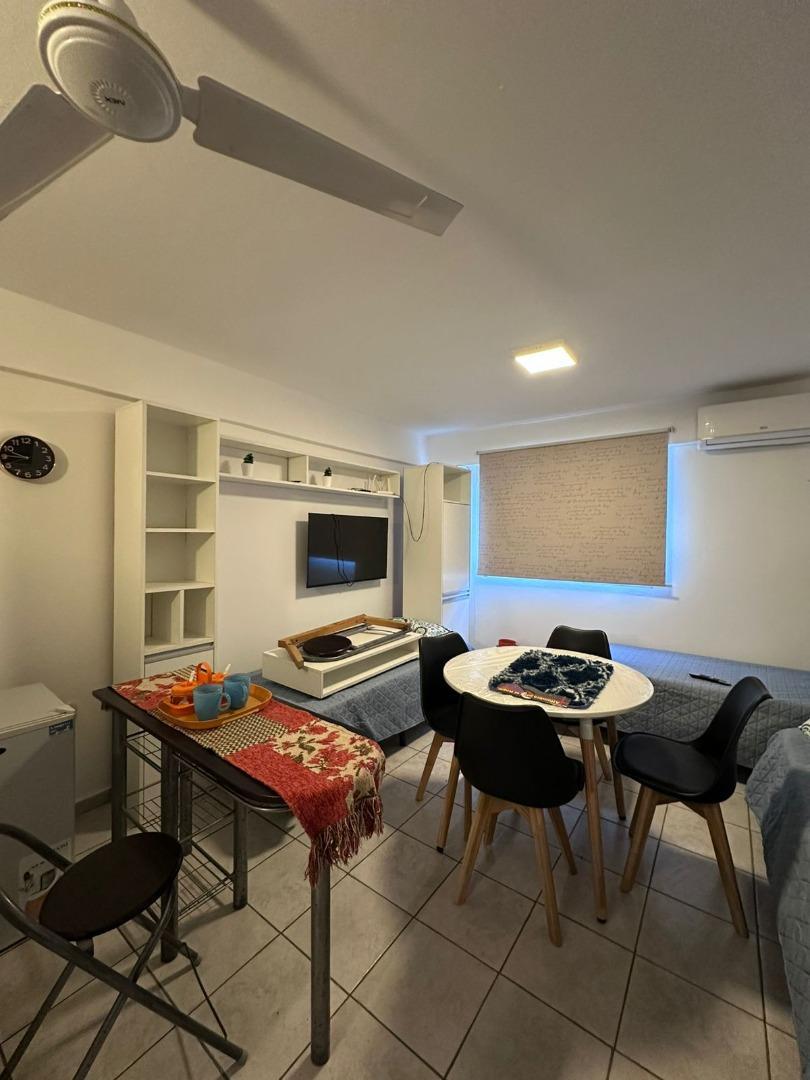 Departamento en Alquiler en Guemes, $ 600.000