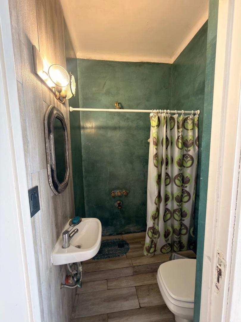 Casa en Alquiler con 1 cochera