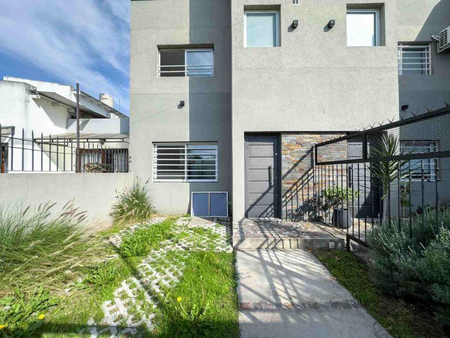 Justo German Bermúdez 1100